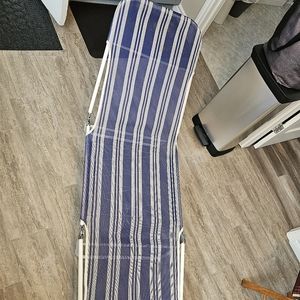 Vintage lounge chair